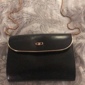 Vintage black leather Gucci chain purse